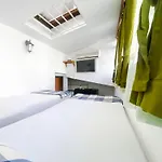 Boutique 84 בית הארחה 3*